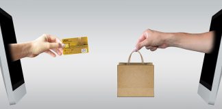 Το παγκόσμιο ηλεκτρονικό εμπόριο αλλάζει μορφή
